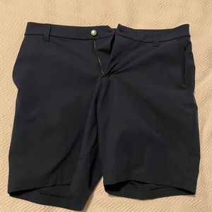 Lululemon khaki shorts. 34 waist 7 inch inseam